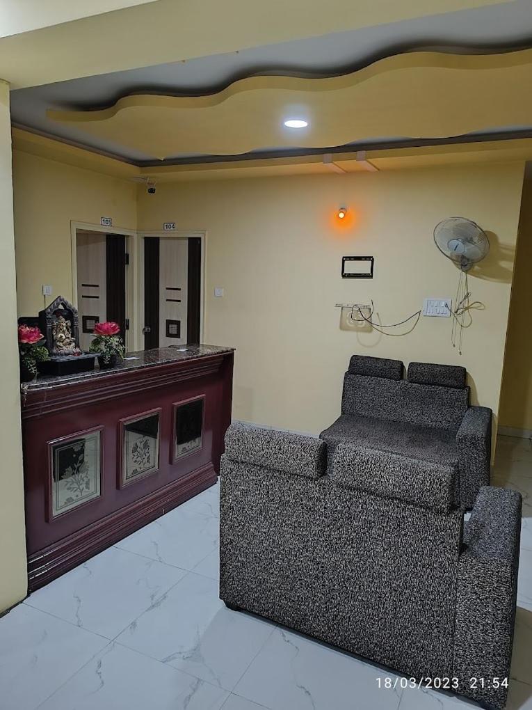 Mandara Comforts Hotel Бангалор Экстерьер фото